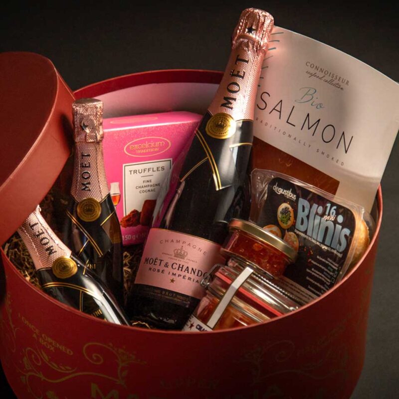 MOET GIFT